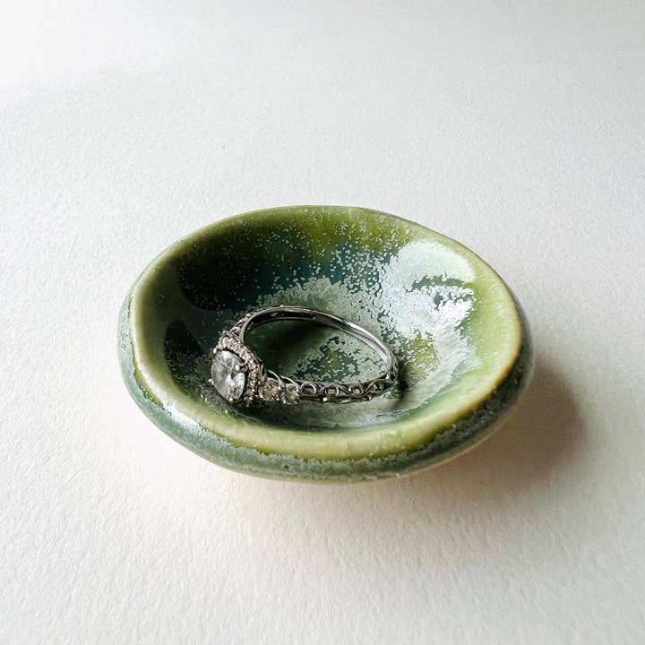 MoonMoon Ceramics – wholesale Jewellery dish – Green Tea Tiny Ring Dish8