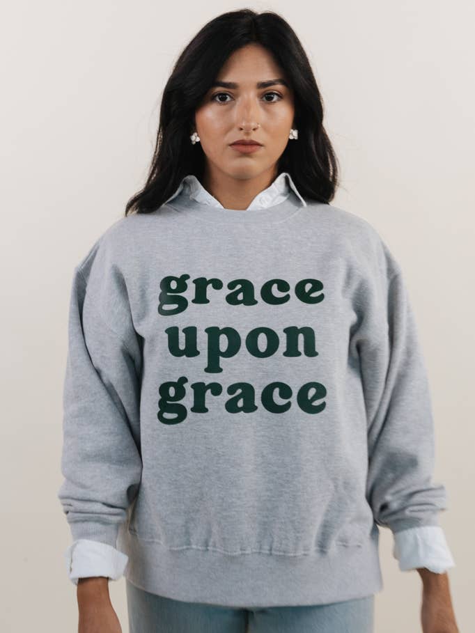 Sudadera Grace Upon Grace para venta al por mayor de Crowned Free