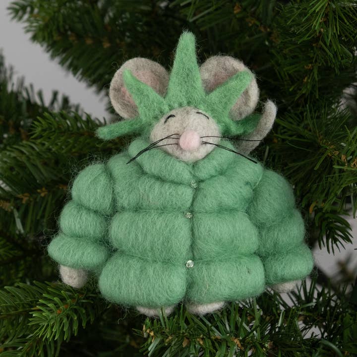Felt Puffer Coat Statue of Liberty Mouse Ornament for wholesale by Global Goods Partners