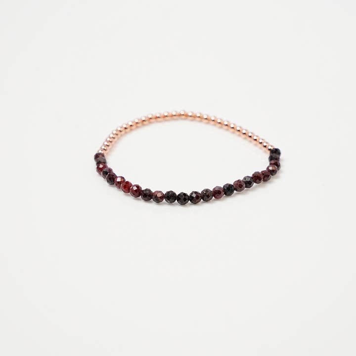 The Blue Yogi - Vente Bracelet de perles - Bracelet en perles de grenat facettées de 4 mm + cuivre véritable3