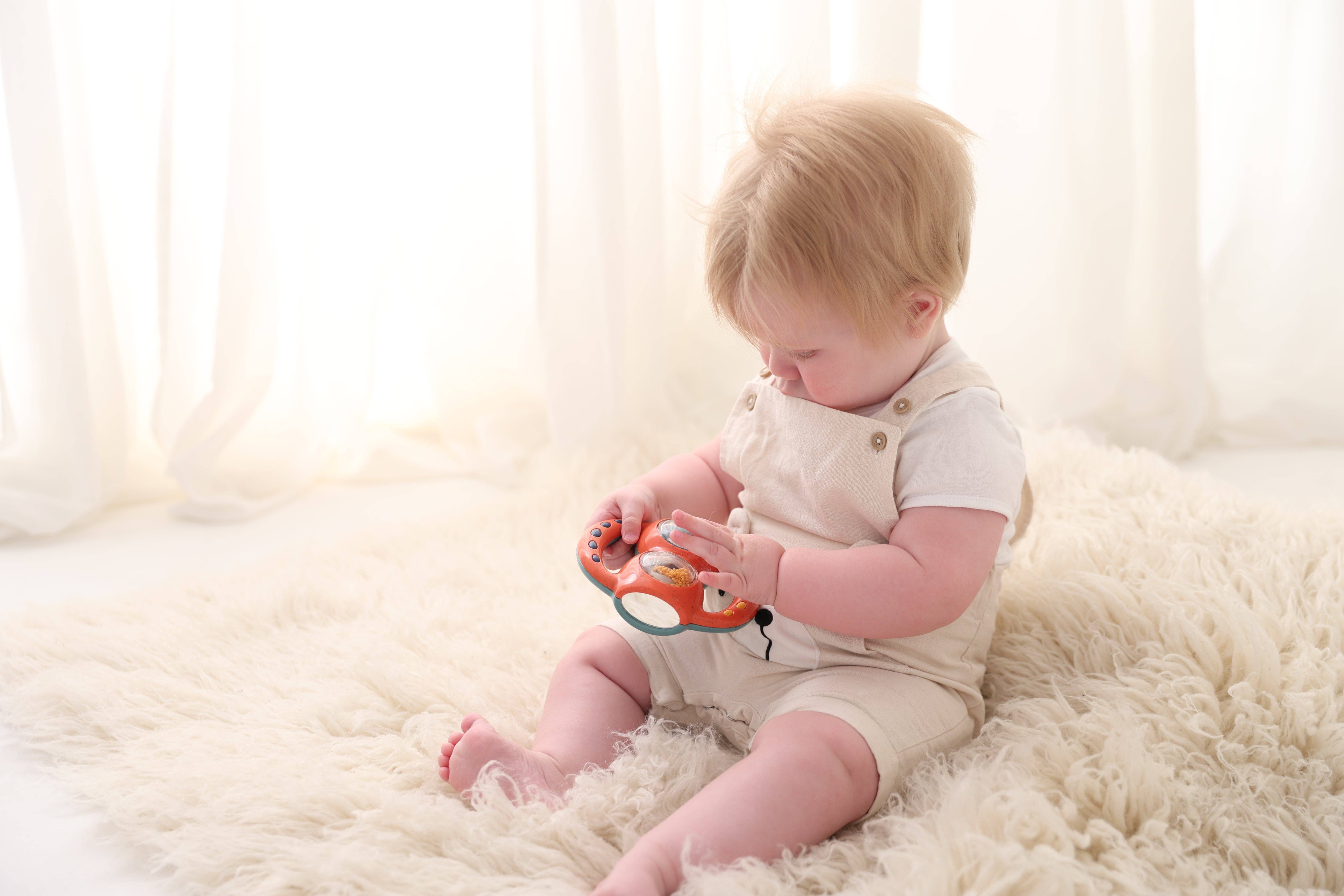 Speedy Monkey - Wholesale Handheld Rattle - Baby - Magic Shaker - TOLO3