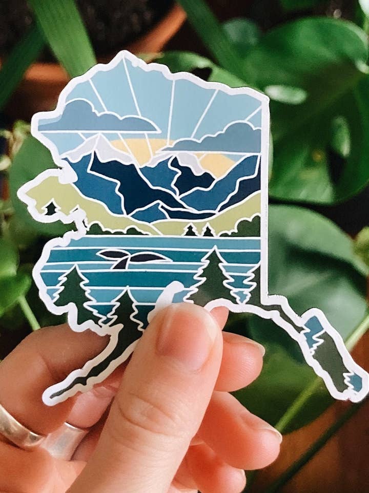 Alaska Lightweight Magnet for wholesale by Summer Stokes