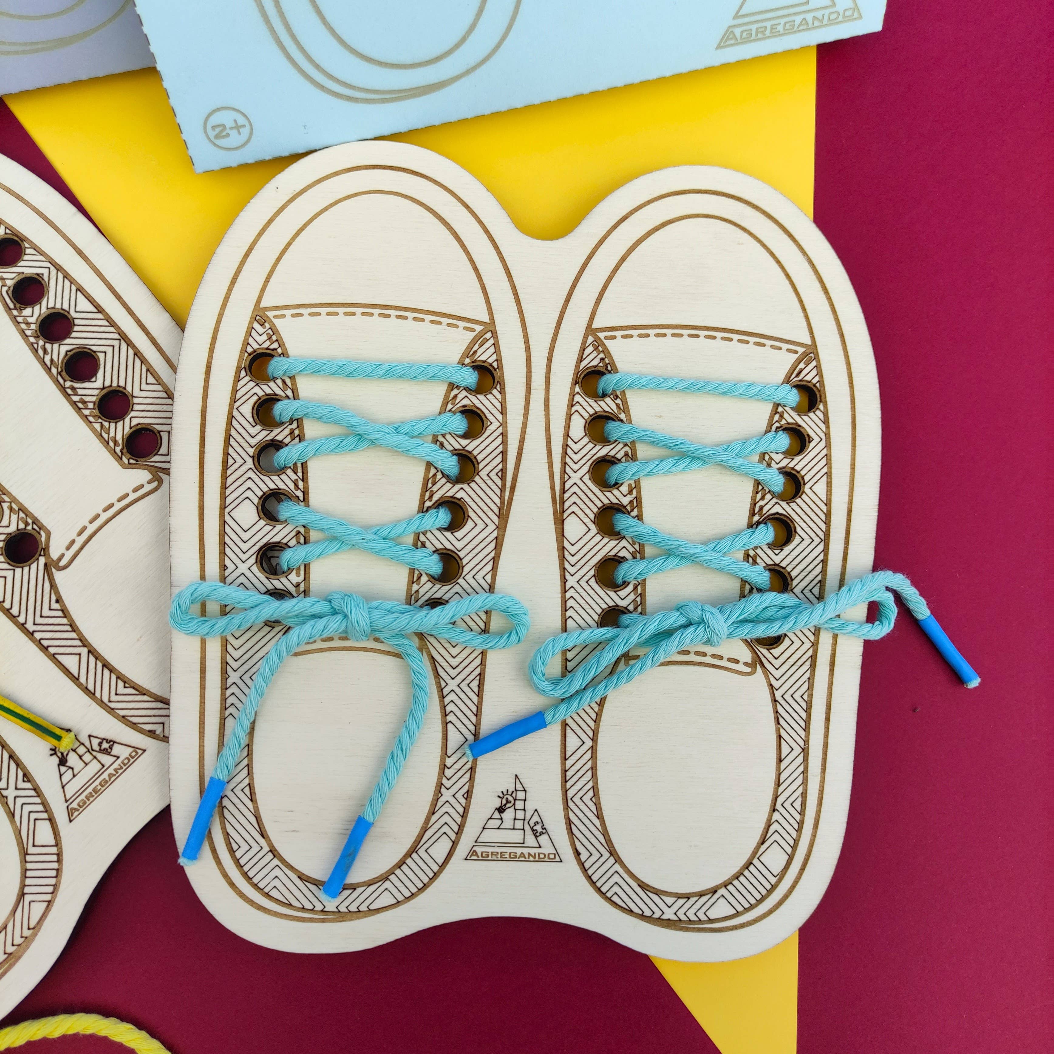 Herbs&Belles - Wholesale Wood Toy - Kids - Tack the Shoe, Education Lacing Toy, Kids Tie the shoelace1