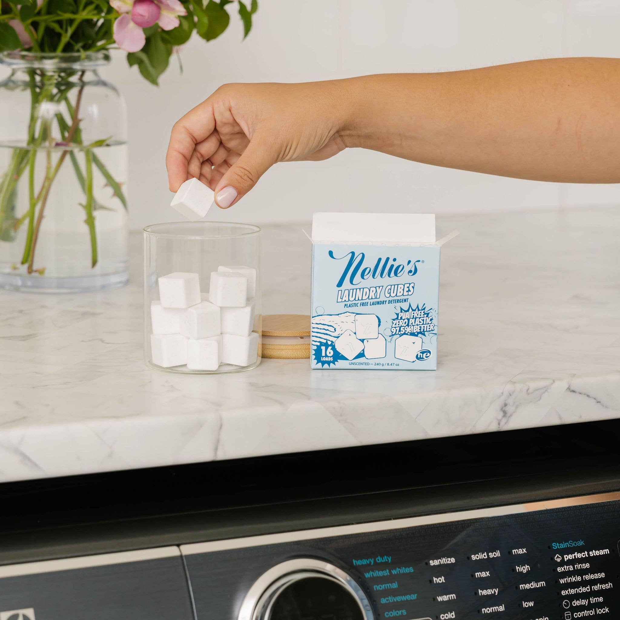 Nellie's Clean - Wholesale Laundry Detergent Powder/Pods - Laundry Cubes – Plastic-Free Detergent Pods - 16 Load Box1