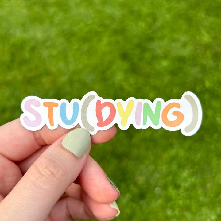 Stu(Dying) Sticker | Auto Sticker voor wholesale door MVM Graphics