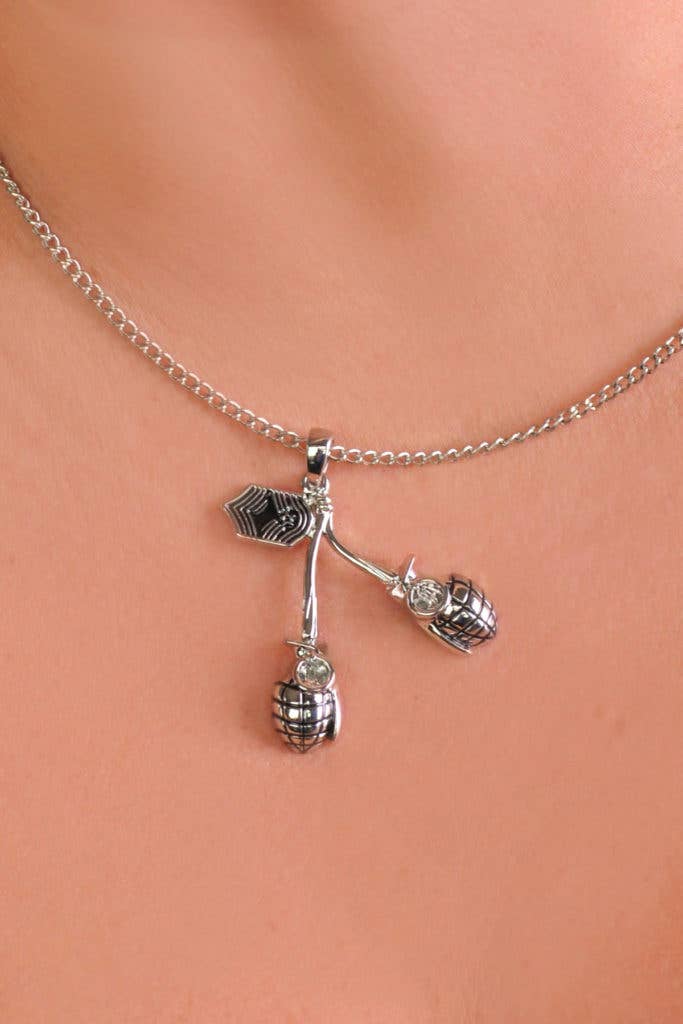 Western Fashion - Wholesale Pendant/Charm Necklace - LC442 - Grenade Necklace1