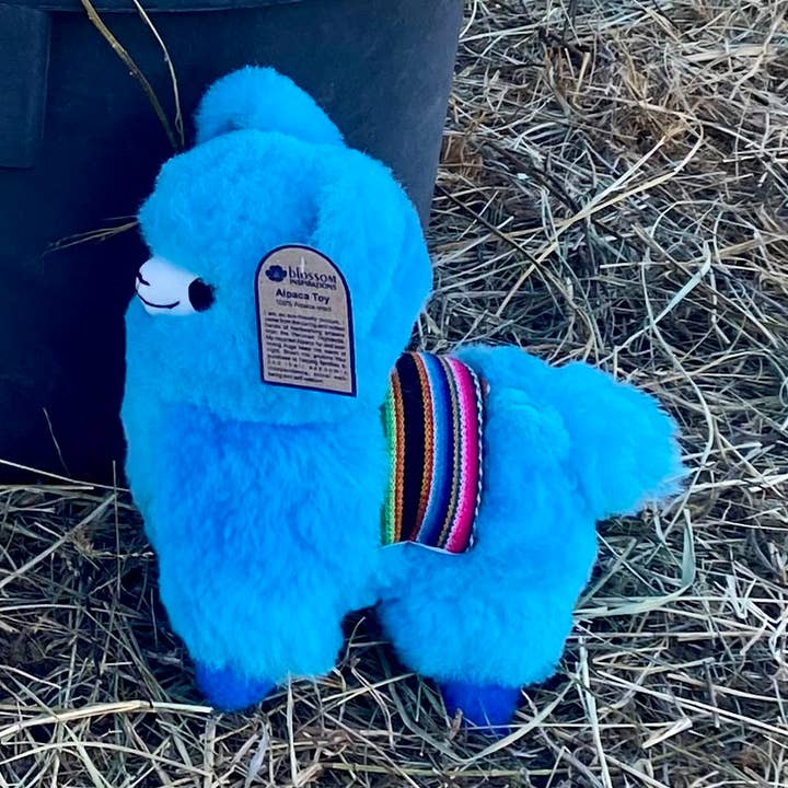 Wawa Kawaii Alpaka-Plüschtier aus Fell für den Großhandel von Blossom Inspirations