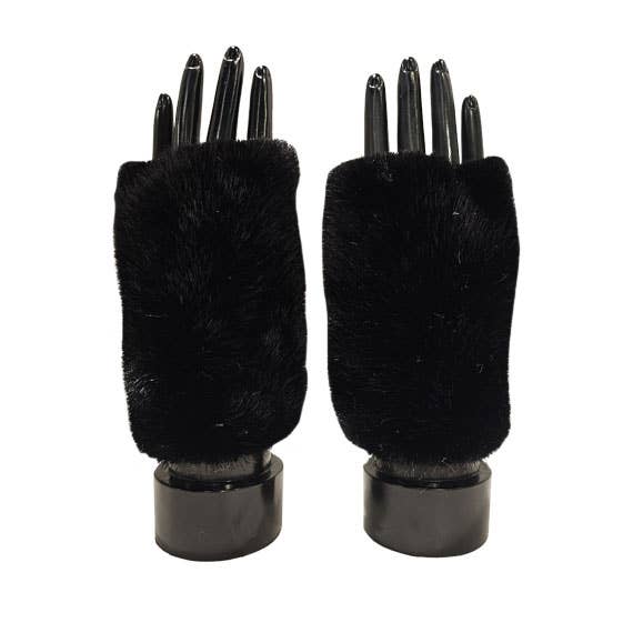 Access by Mediterranean Concepts – Engroshandel Handsker - Dame – Fingerløse vanter i imiteret pels med ruskindsgreb1