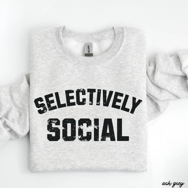 Chloe Vs Tank - Wholesale Graphic Sweatshirt - Unisex - Selectively Social Sweatshirt *7 Colors (S-3X)1