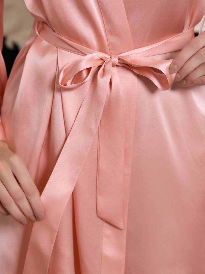 Jasmisilk - Wholesale Robe - Women's - Short Silk Robe – Long Sleeve in Pale Pink4