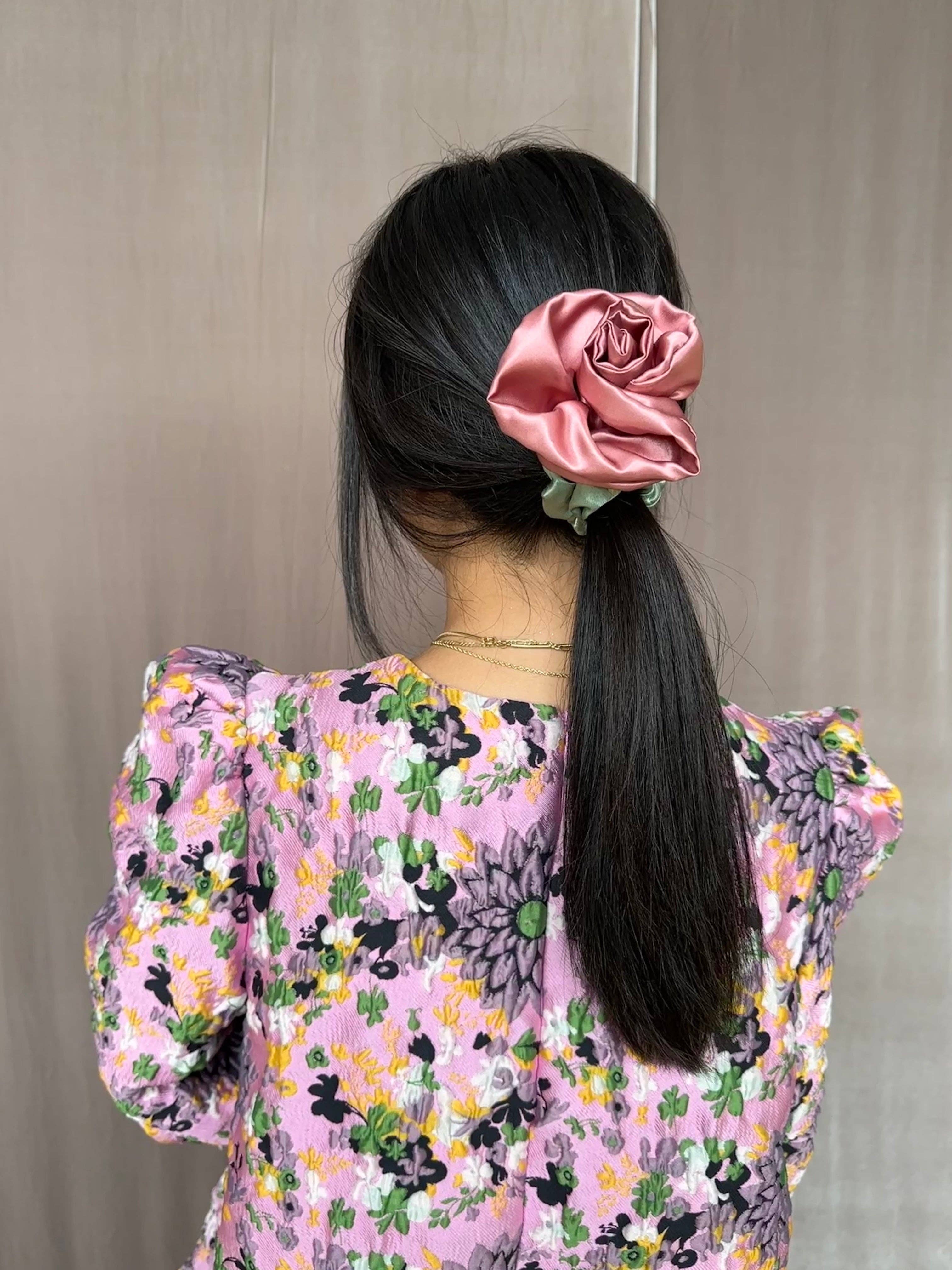 Room Shop - Wholesale Scrunchie - Women's - Rosette Scrunchie2
