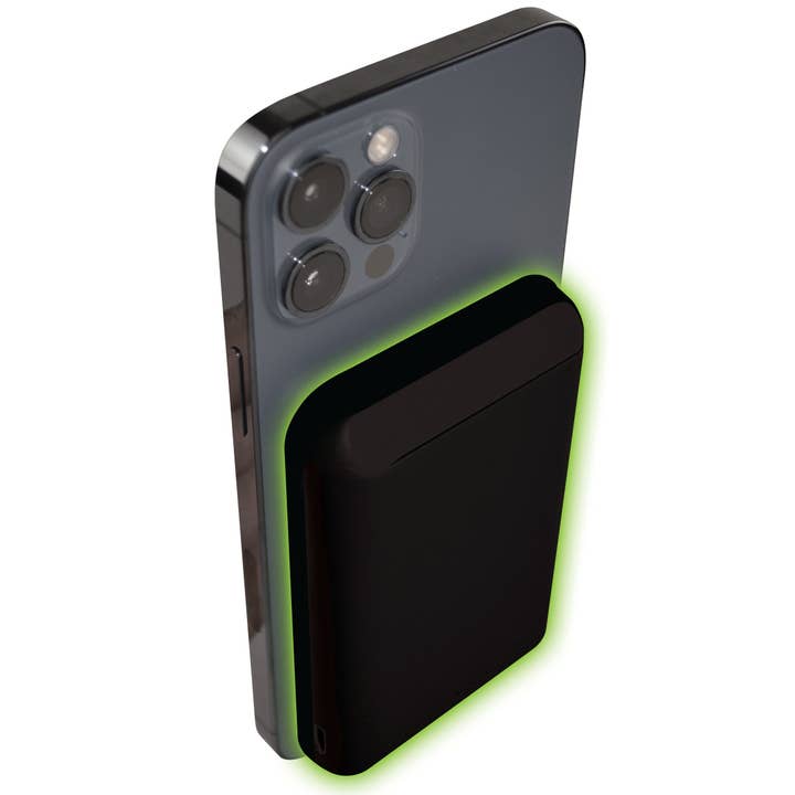 Novelty Brands - Wholesale Portable Charger - Gadget Gear MagSafeĀ® Power Bank Wireless Charging- 4/Display3