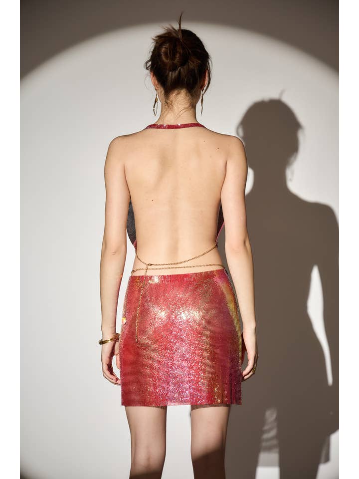 Rouge Haut dos nu drapé métallique rouge rubis en vente sur Faire5