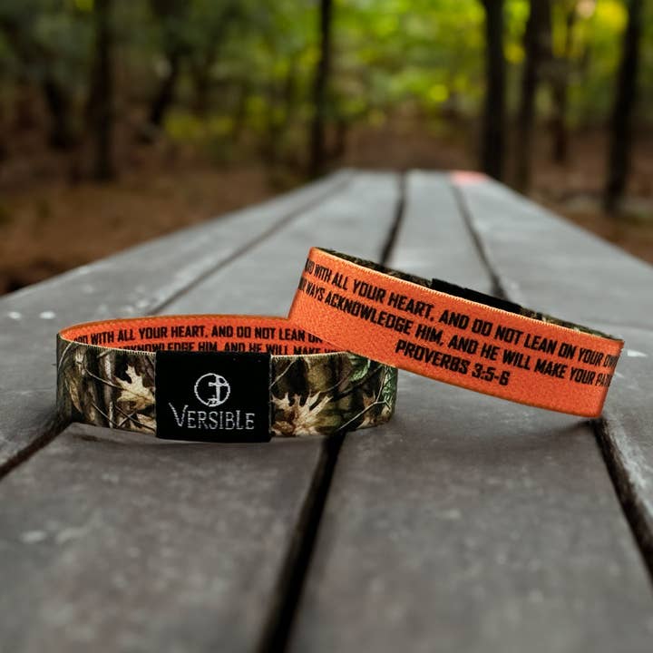 Versible - Wholesale Wristband - Versible® Wristbands - Forest Camo / Proverbs 3:5-6