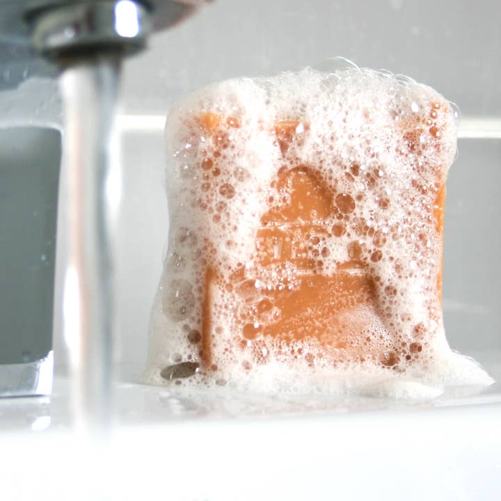 Evergreen Soap Company – wholesale Bar Soap – Patchouli, Ho Wood & Turmeric 100% Natural Soap4