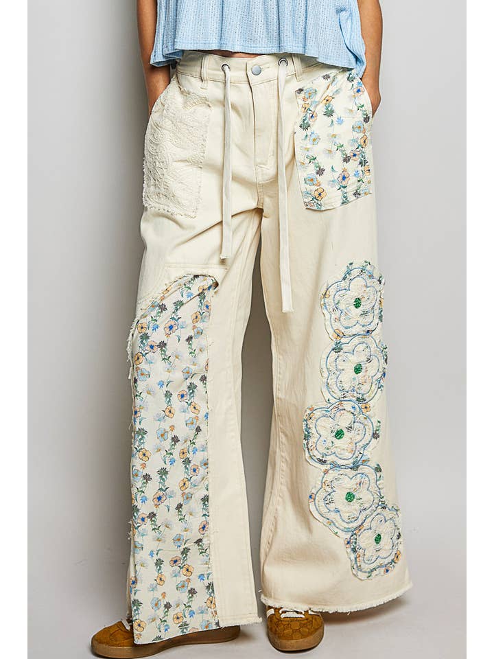 Pol Clothing - Vente Jean – femme - Pantalon en denim à cordon de serrage avec empiècement floral18