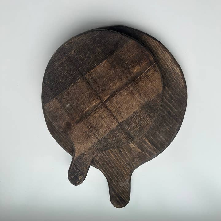 Heartland Designs - Wholesale Decorative Tabletop Object - Round board with handle