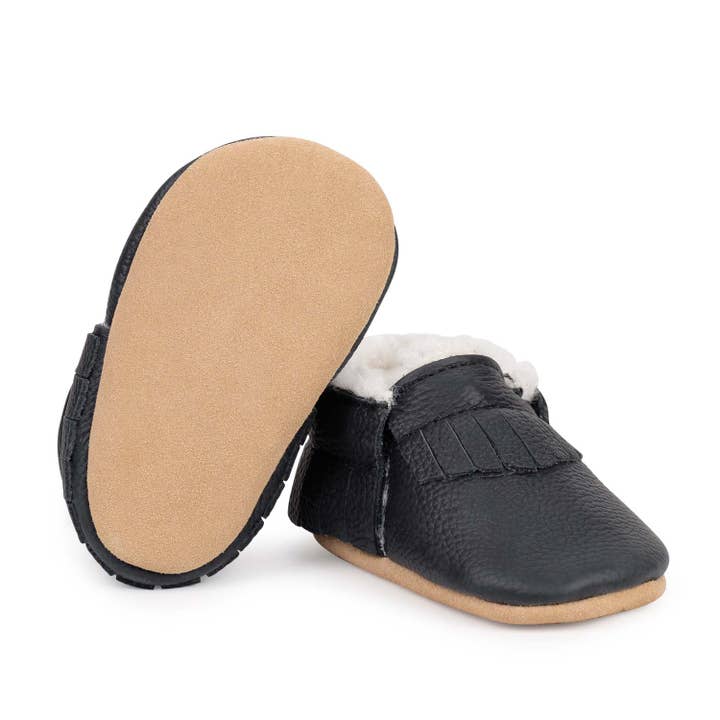 BirdRock Baby - Wholesale Booties - Baby - Sherpa Baby Moccasins - Leather Baby Shoes (Black and Tan)