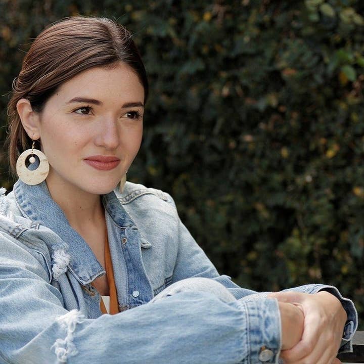 Coco & Souls - Venta al por mayor Pendientes colgantes - Pendientes de concha de coco blanco piedra blanca6