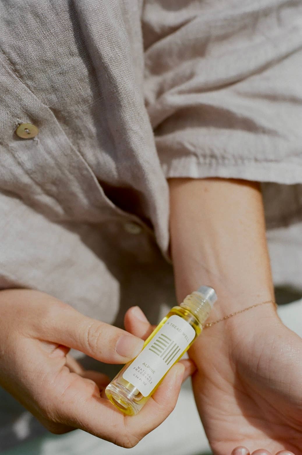 & Tread Well - Wholesale Roll-On Fragrance - Natural Fragrance – Alpine2