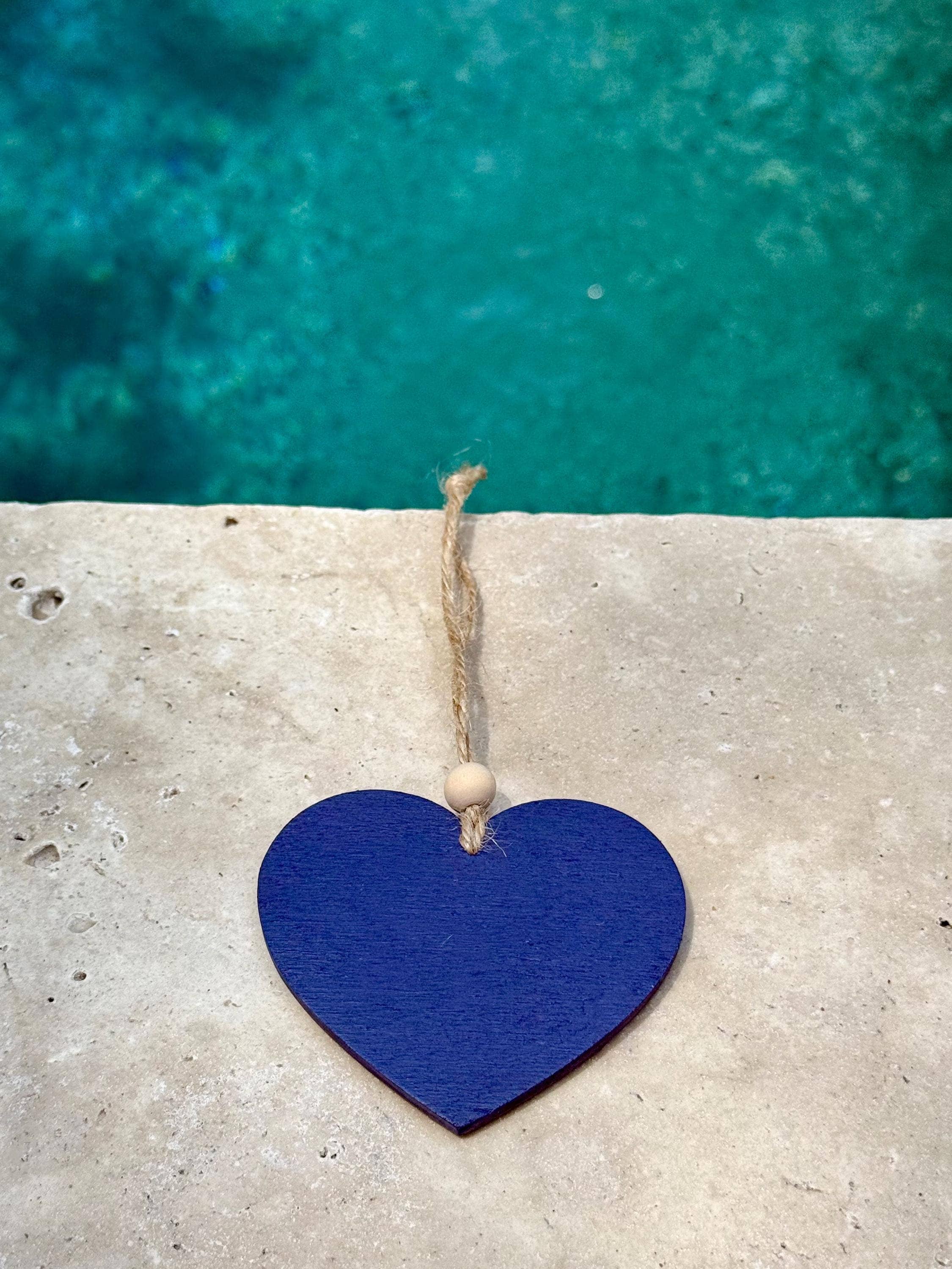 Artful Nests - Wholesale Ornament - Ocean Resin Heart Ornament: Beach Inspired Decor - Christmas Tree Ornament Newlywed Anniversary1