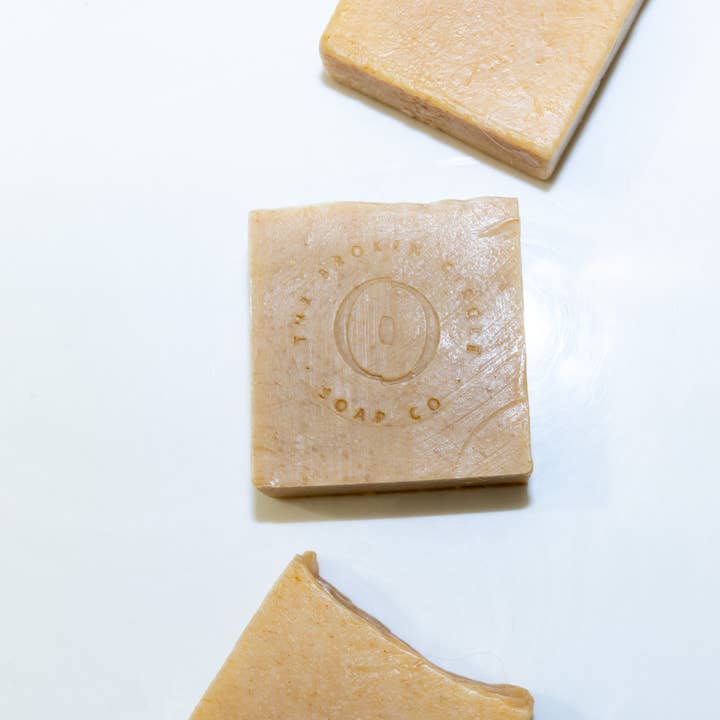 The Broken Circle Soap Co - Wholesale Bar Soap - Turmeric & Honey Soap | Vegan | Hyperpigmentation1
