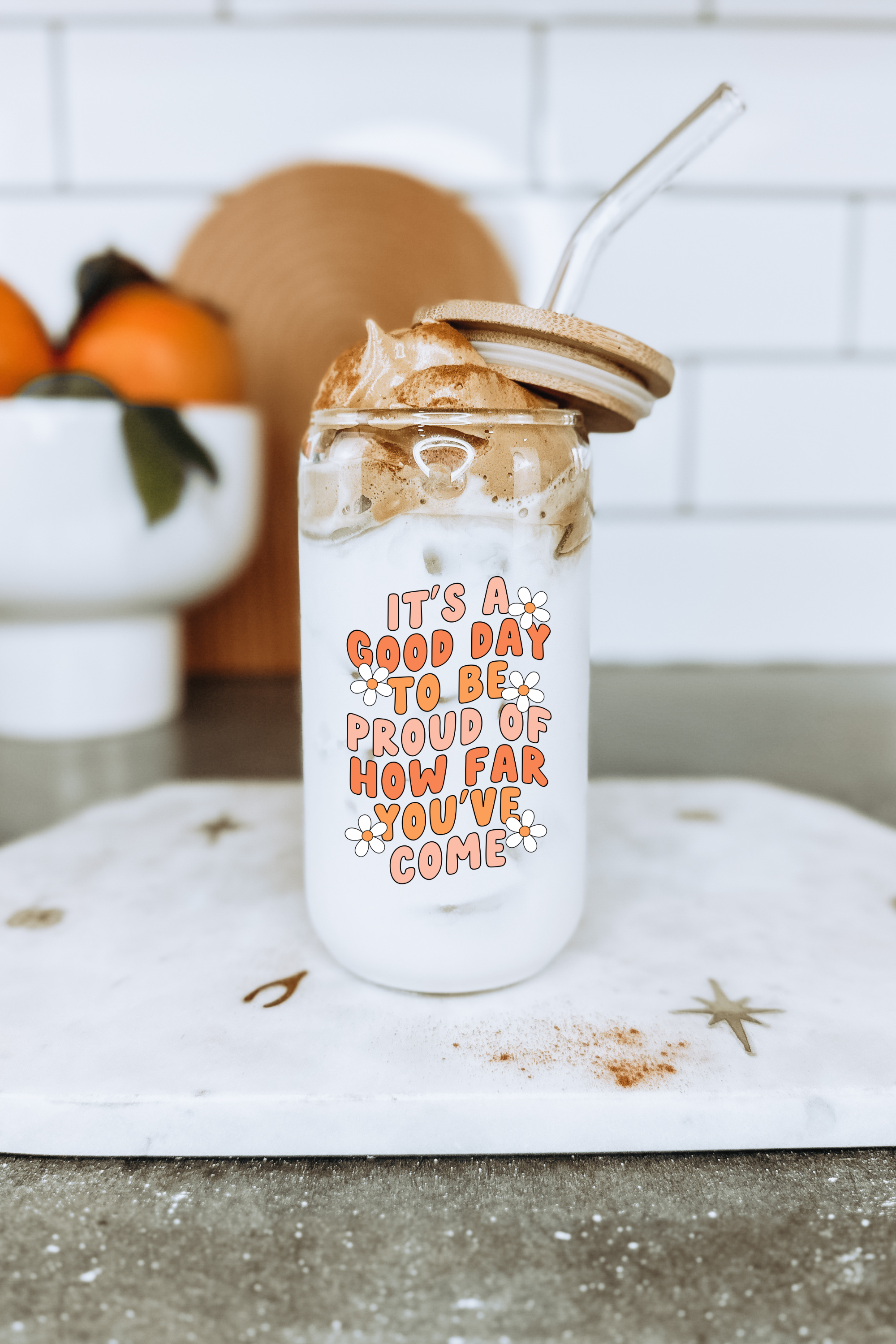 Boho + Babe - Vente Verre/tasse - Tasse en verre Good Day de 16 oz avec couvercle en bambou2