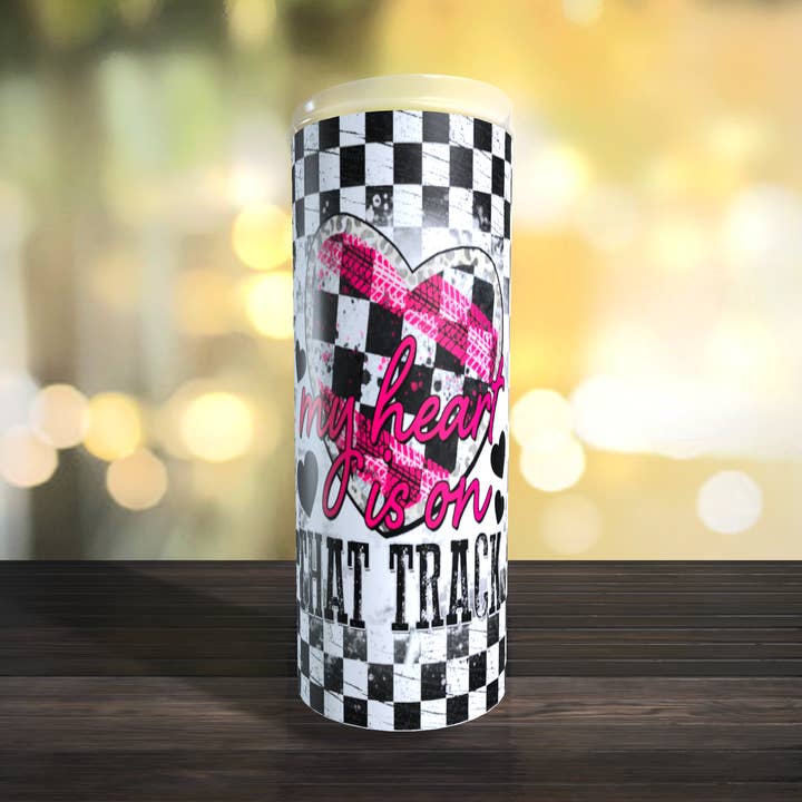 Mijn hart ligt op dat nummer Tumbler. voor wholesale door Antisocial Designs