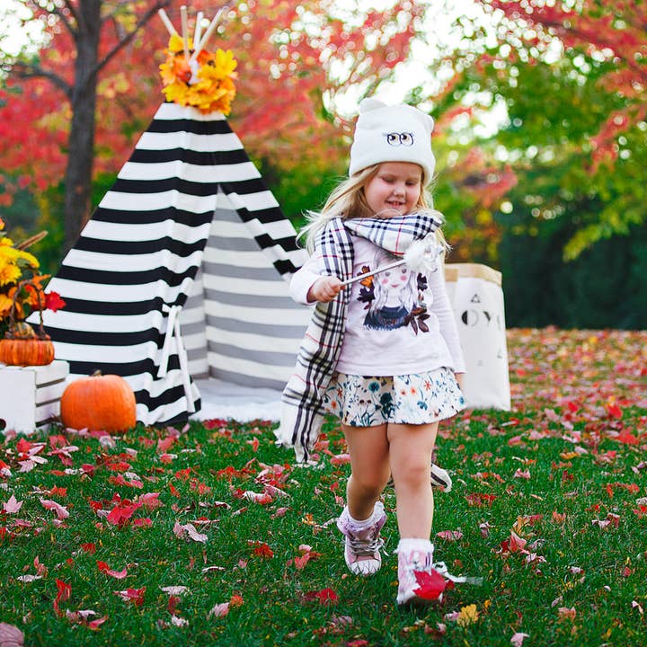 The Teepee Store - Wholesale Tent - Kids - Black and White Stripes Play Teepee Tent for Boys Girls Gift