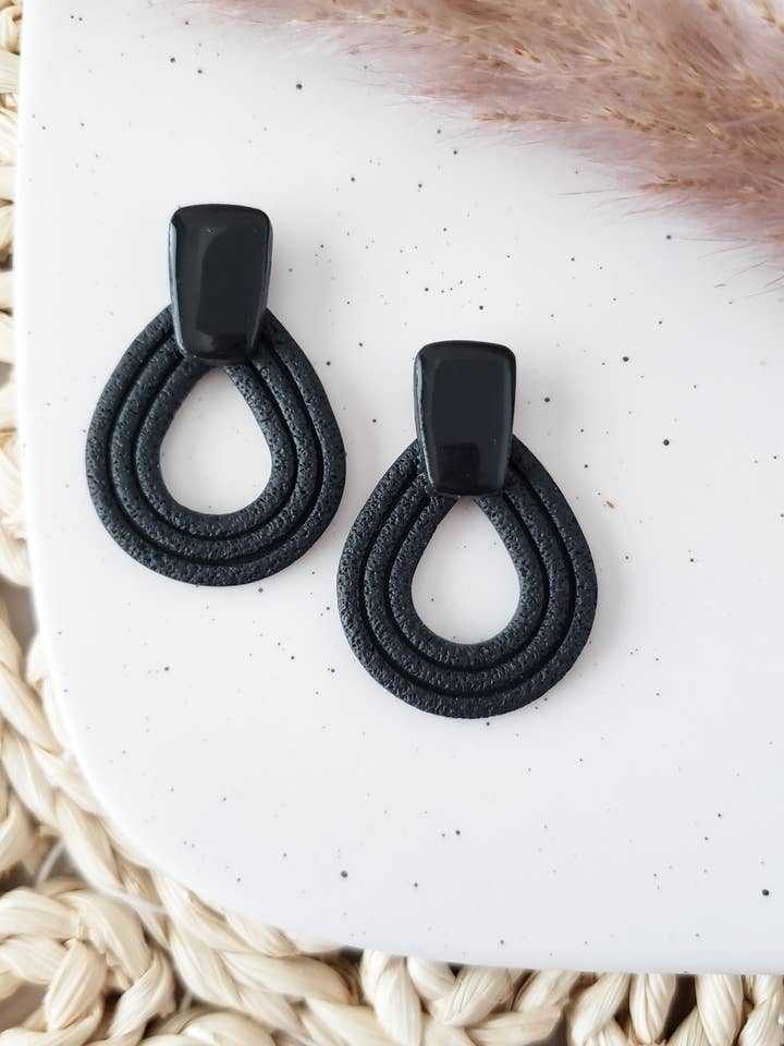 Orecchini Western Cowgirl Rodeo neri Statement per la vendita all'ingrosso da parte di LulaLina Design