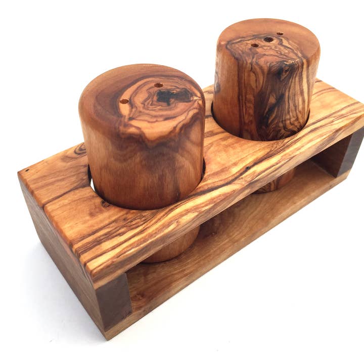 Olive wood salt shaker & pepper shaker station for wholesale by medina mood