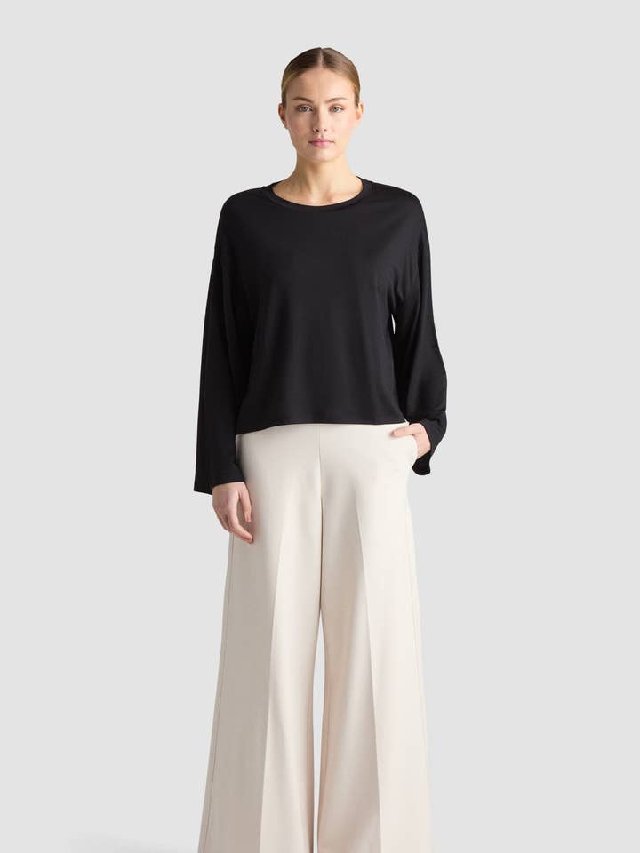 Gigi Top – Nero per la vendita all'ingrosso da parte di RESIDUS