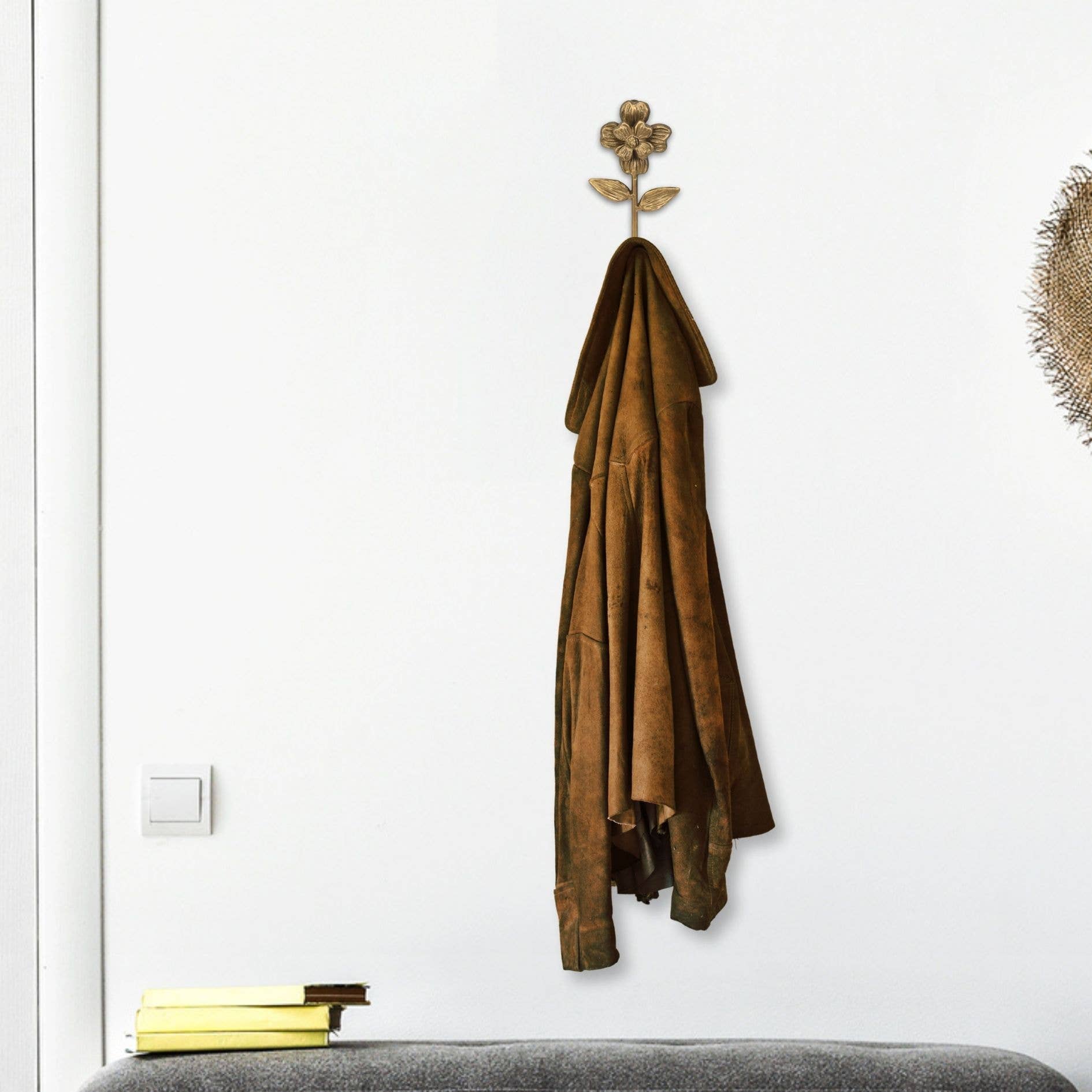 Cheungs Home Decor - Wholesale Wall Hook - Mythra Flower Cast Iron Wall Hook8