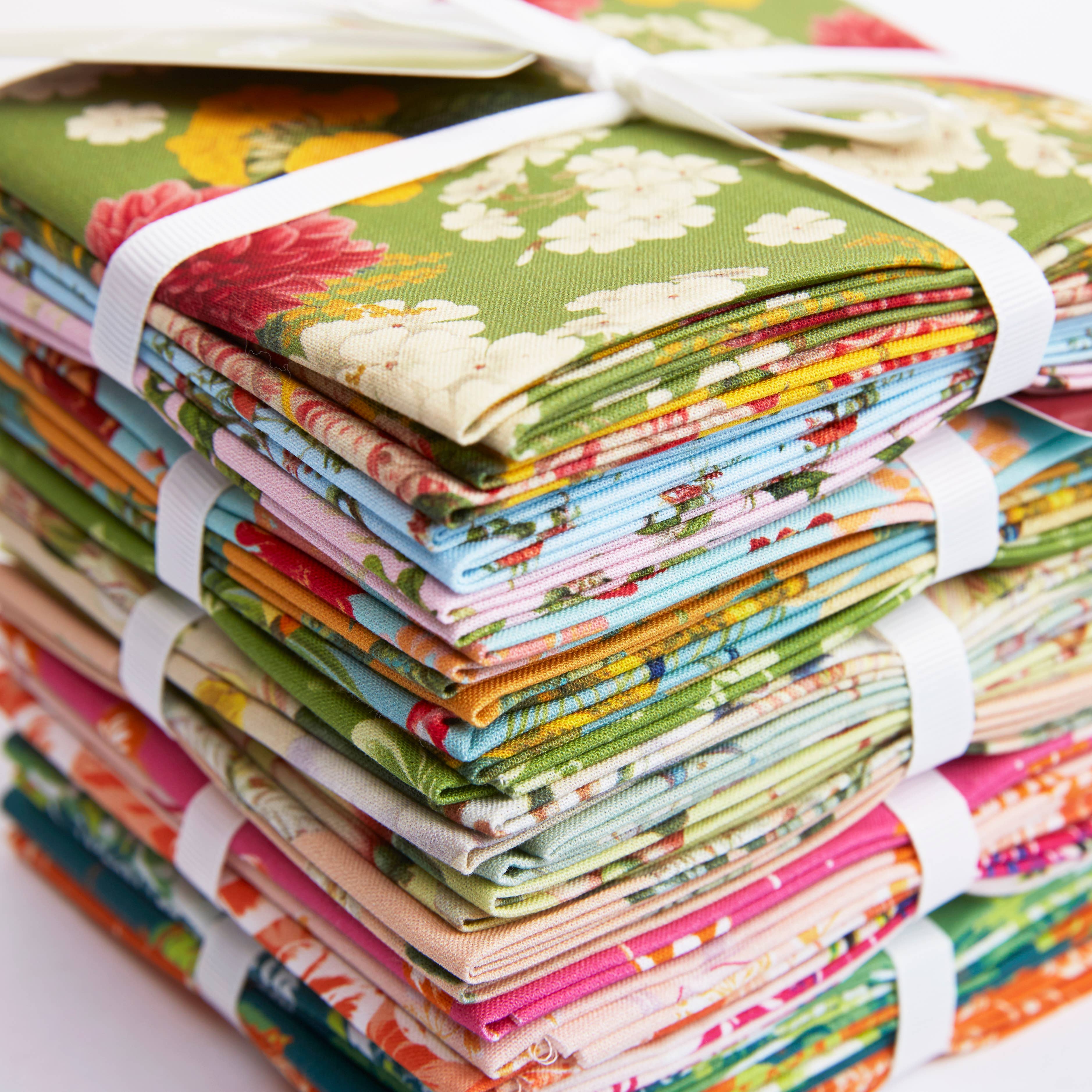 West Design Products - Wholesale Craft Supplies - RHS Fat Quarter Fabric Bundle, Tropical, 45 x 56cm Pack Of 44