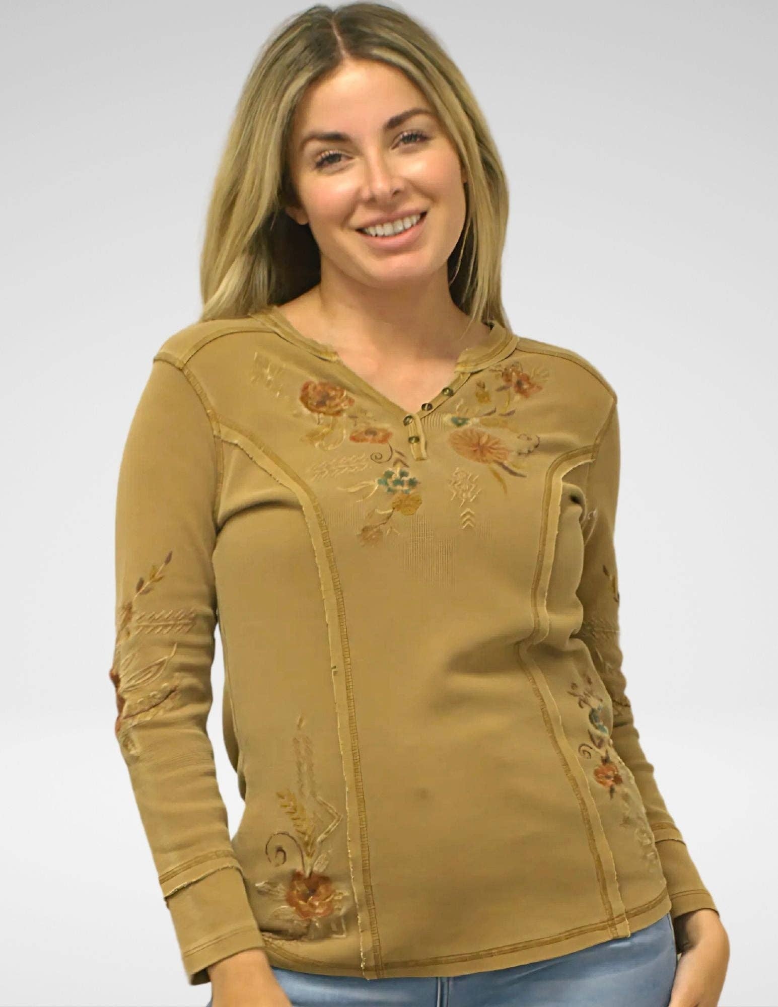 Caite & Kyla - Wholesale Shirt - Women's - VEE TOP