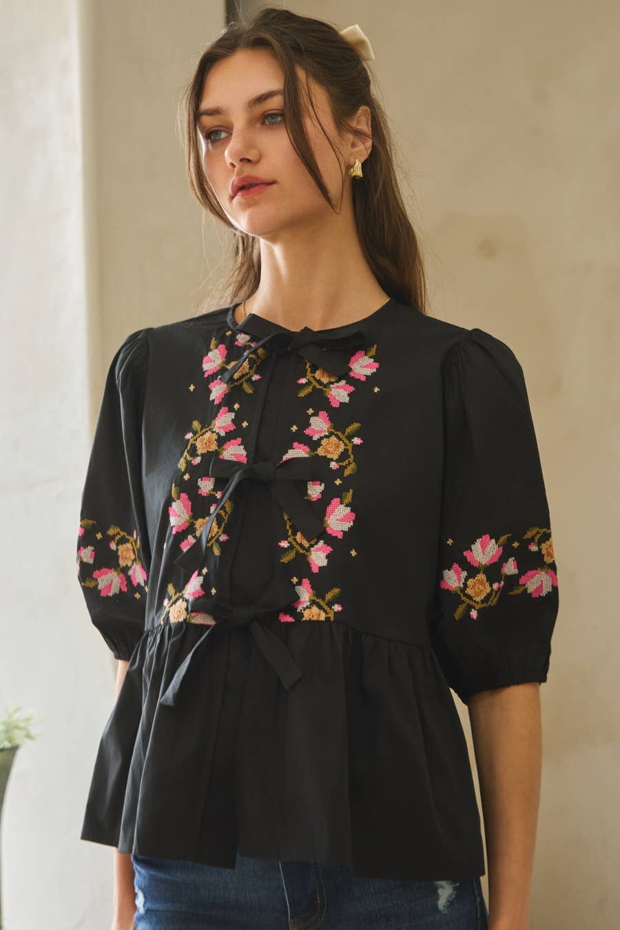 Oddi - Vendita all'ingrosso Camicetta - Donna - Blusa in popeline con fiocco frontale.21