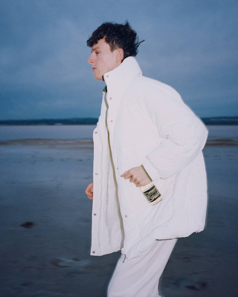 REFIX - Alkaline Seawater - Wholesale Flavored/Infused Water (Non-Carbonated) - REFIX Lemon - Organic Recovery Drink5