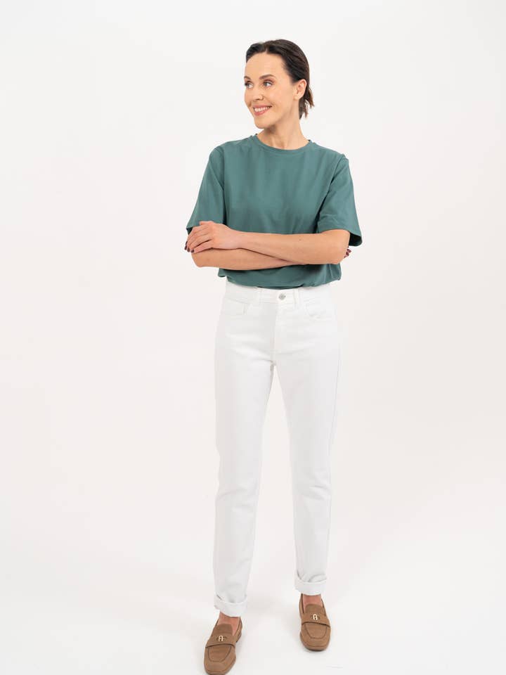 CAPSULE by Agnė Gilytė - Wholesale Jeans - Women's - Cropped jeans 'SKORPIOS' | high quality cotton16