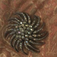 Hip Vintage Hats & More - Wholesale Broche - Echt hippe prachtige vintage hoedspeld of broche/speld2