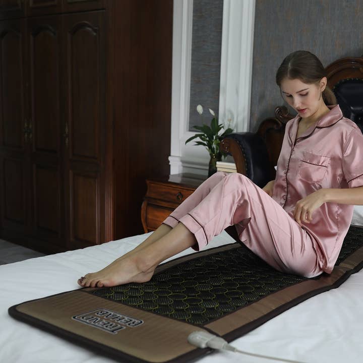 TrendRehab - Wholesale Heating Pad - Infrared heating mattress with jade and tourmal stones