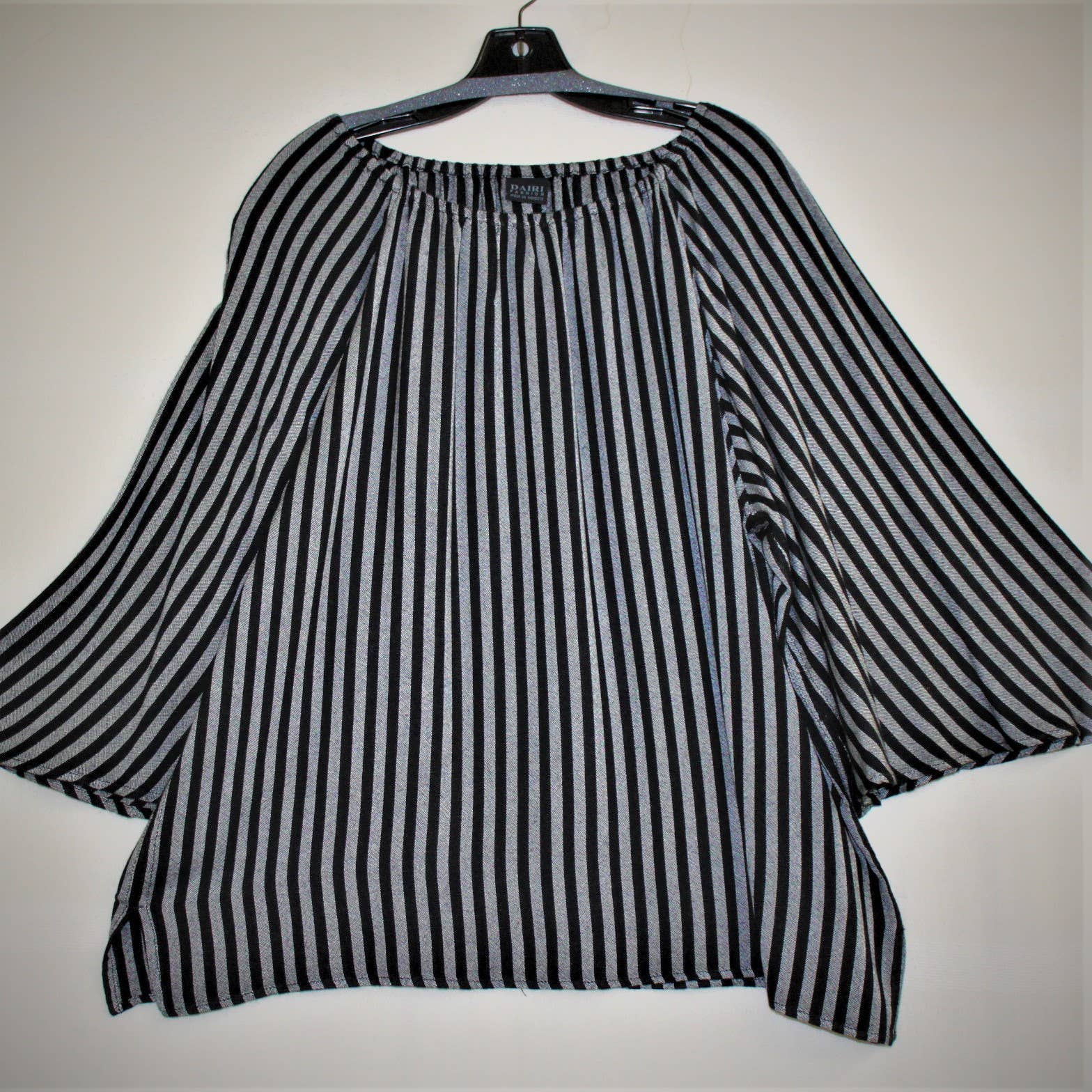 DAIRI - Wholesale Blouse - Women's - 2214 St1 Top0