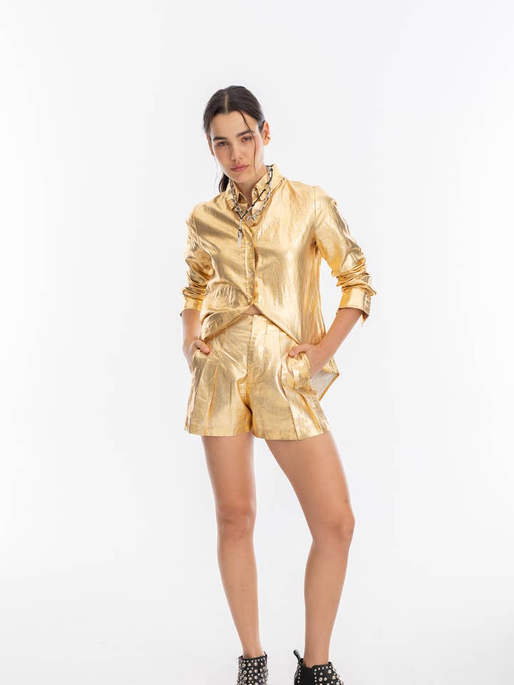 Guld Frida Metallic Hør Shorts - Guld for engroshandel på Faire0