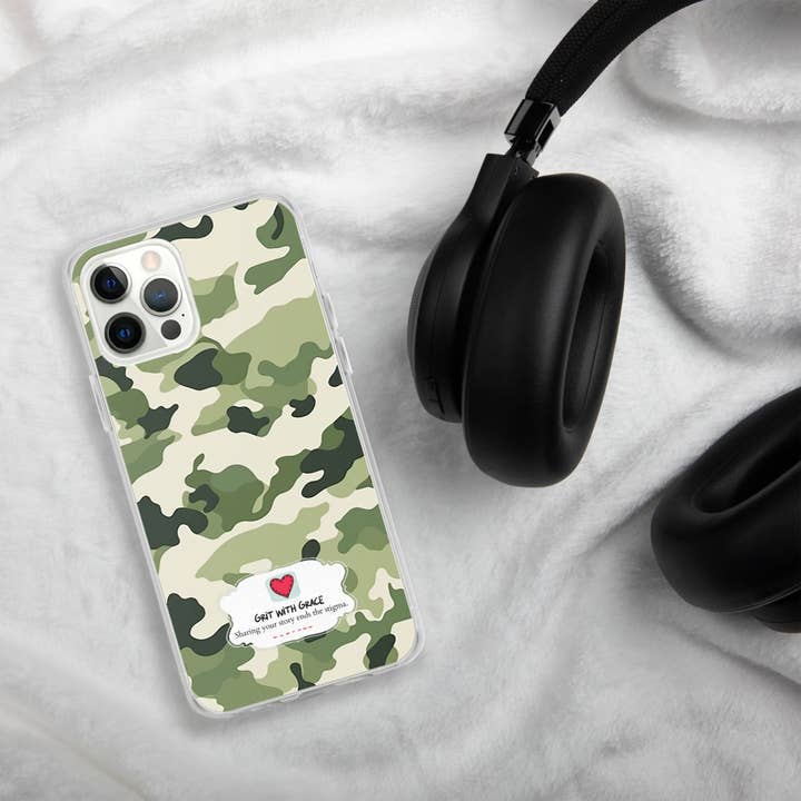 Funda para iPhone de camuflaje para entusiastas del ejército para venta al por mayor de Grit with Grace, LLC