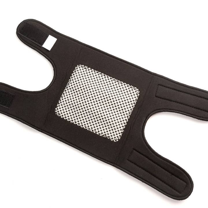 coudière noire avec tourmaline magnétique pour la vente par Delfins-Design