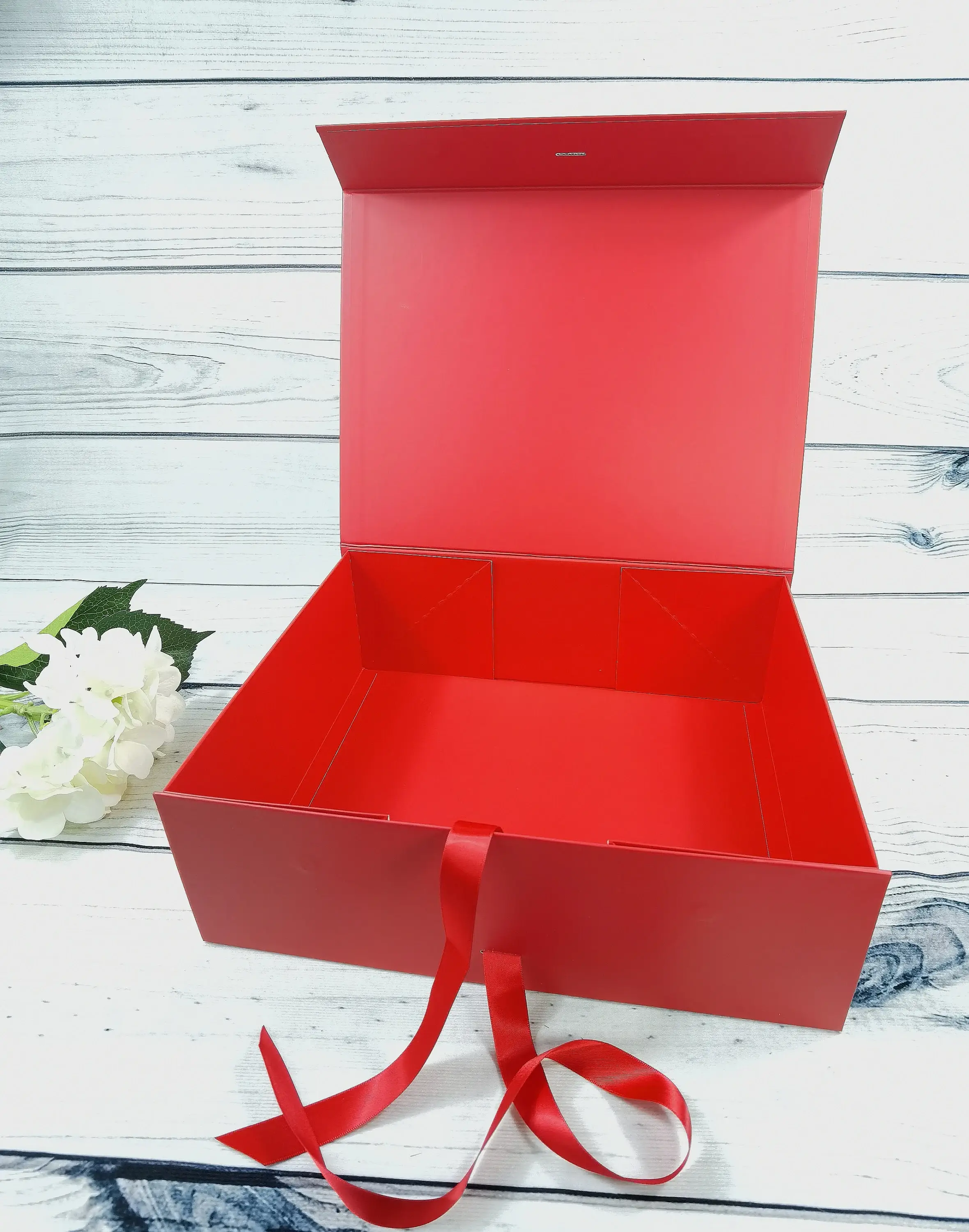 Engrus Ltd - Wholesale Gift Box - Various Colour Gift Boxes - A4 With Magnetic Lid - Plain4