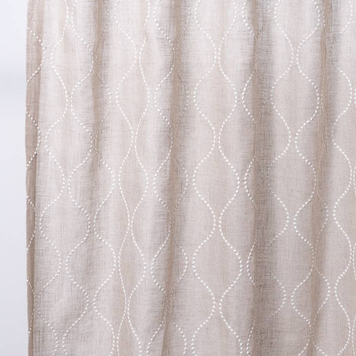 Vorhang creme oder natur mit Wellenmuster 100%Leinengaze für den Großhandel von indradanush - art of textiles