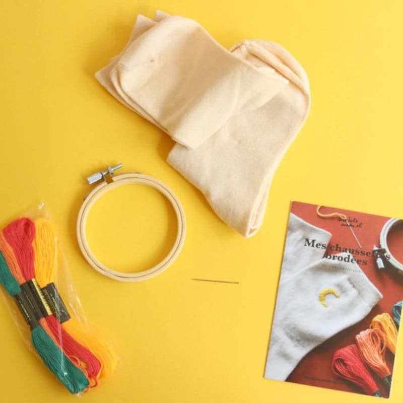 La Petite Épicerie - Wholesale DIY Craft Kit - DIY HABERCERY - My embroidered socks1