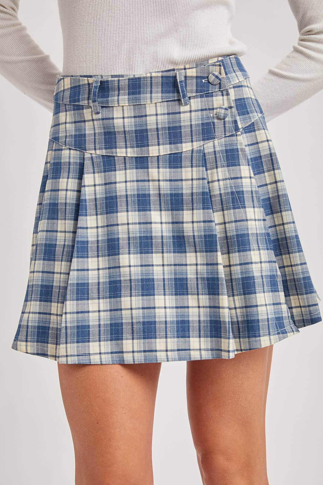 Bluivy – Skort - Mulher por atacado – MINISSAIA PLISSADA XADREZ COM BOTÕES LATERAIS1