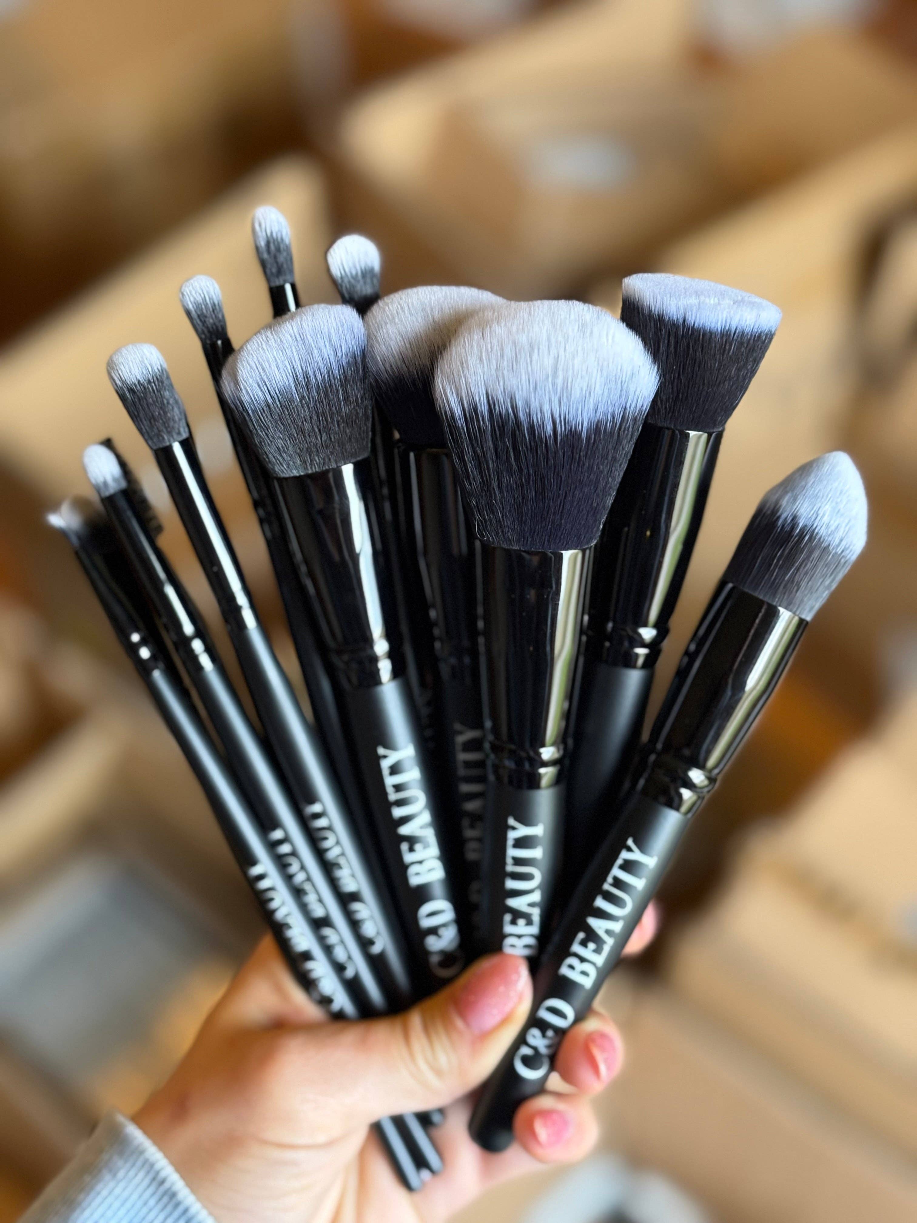 C & D Beauty LLC. - Wholesale Makeup Brush Set - Makeup Brush Set5