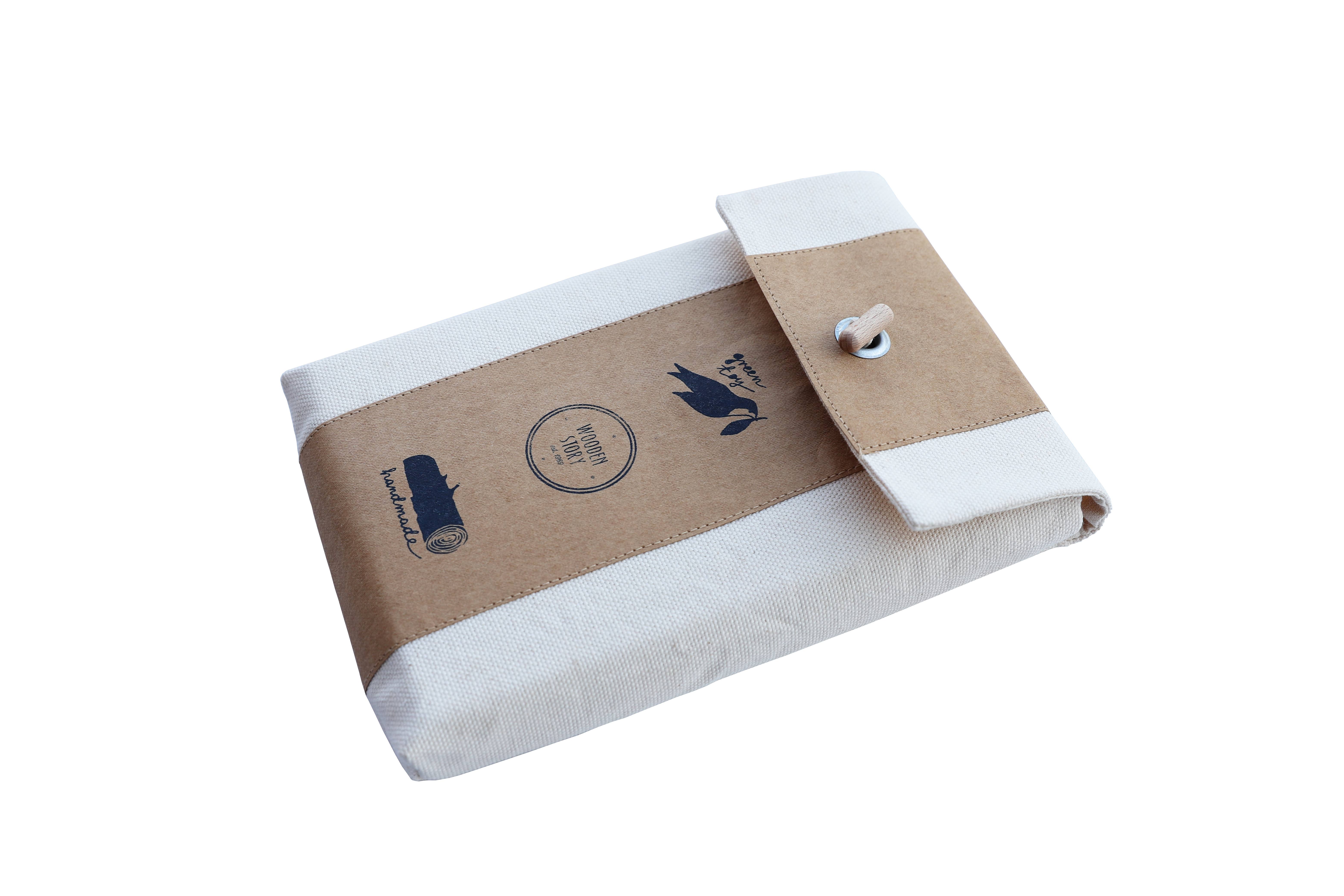 Wooden Story Sp. z o.o. - Wholesale Wood Toy - Kids - Sand writing tray with divider + card holder5